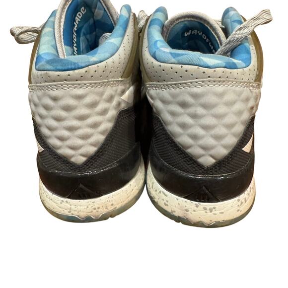 Way of Wade Athletic Shoes - Size 8 - Great Condition! - Picture 6 of 8